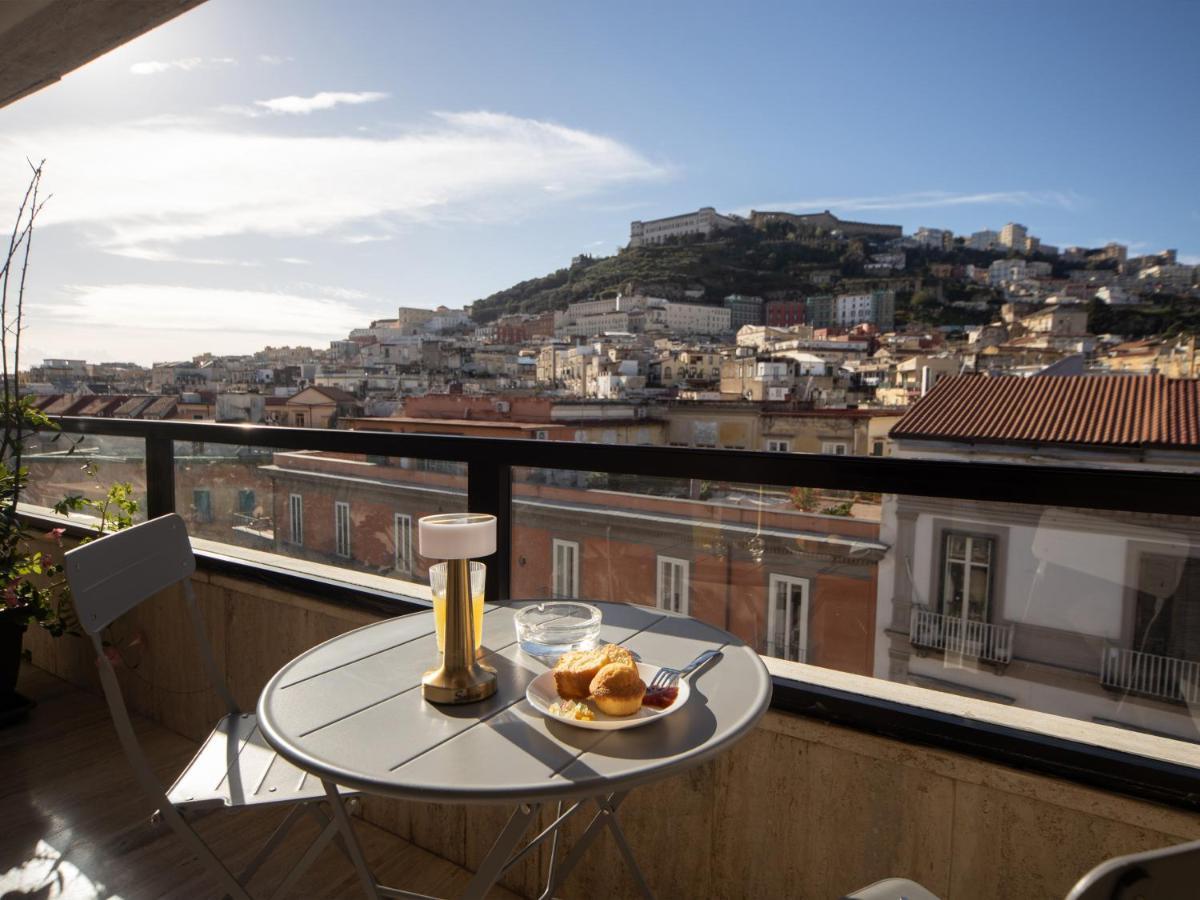Salotto Borbonico Bed & Breakfast Наполи Екстериор снимка