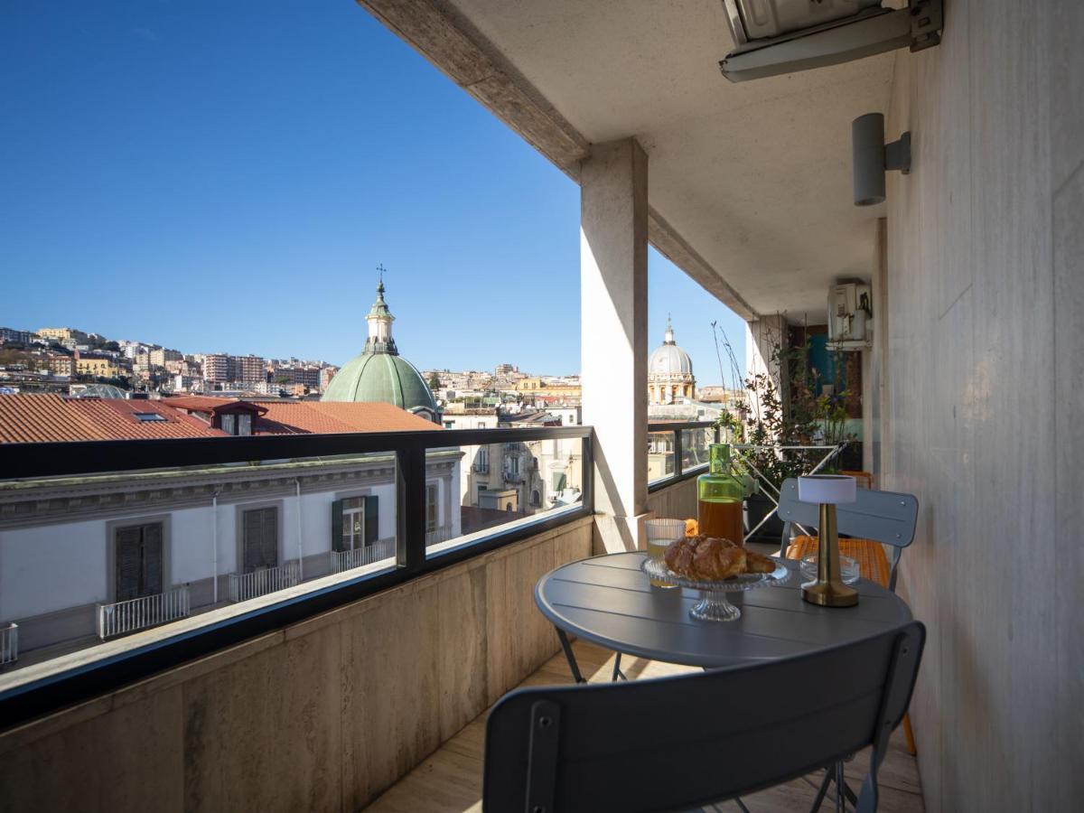 Salotto Borbonico Bed & Breakfast Наполи Екстериор снимка
